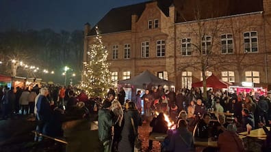 Gemütliches Beisammensein auf dem Weihnachtsmarkt in Grevesmühlen