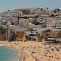 Blick auf die Praia do Peneco in Albufeira.